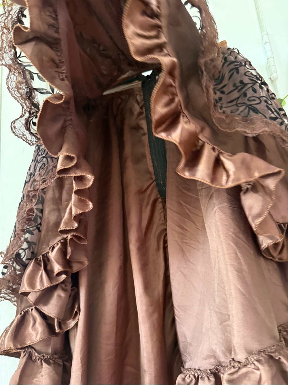High-Low Ruffled Lace-Overlay Skirt in Brown - Picture 5 of 8